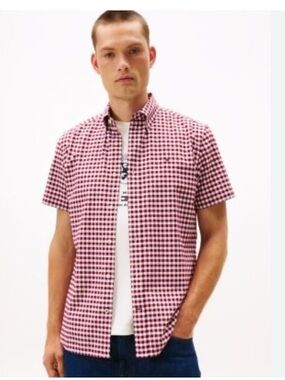 Tommy Hilfiger Classic Fit Short-Sleeve Button-Down Shirt